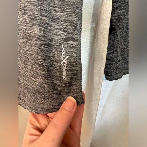 Women's ZeroXposur Grey Athletic/Work Out Long Sleeve Tee Shirt - Picture 2 of 7